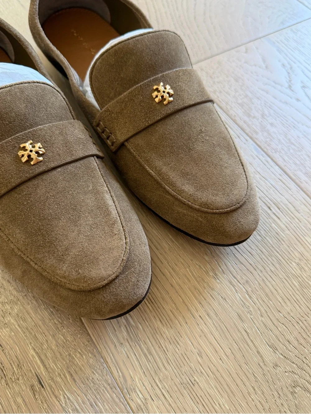 Tory Burch Ladies River Rock Suede Loafers